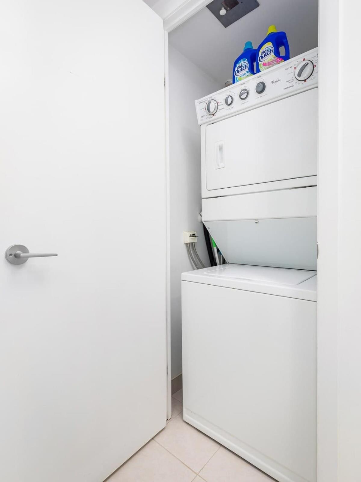 Convenient 1Br Walk To Cn Tower Or Lake Apartment Toronto Exterior photo